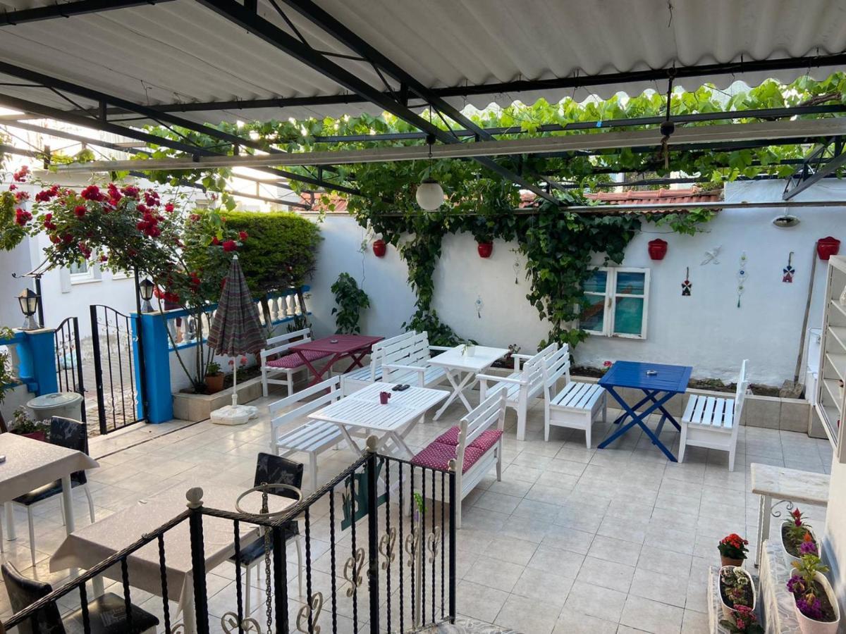 Nese Hotel Çeşme Exterior foto