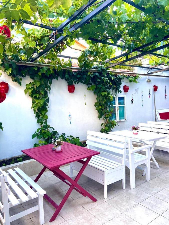 Nese Hotel Çeşme Exterior foto