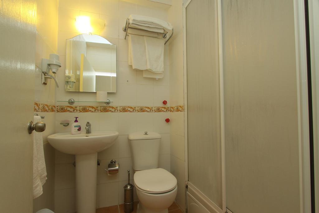 Nese Hotel Çeşme Zimmer foto