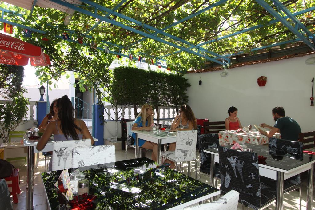 Nese Hotel Çeşme Exterior foto
